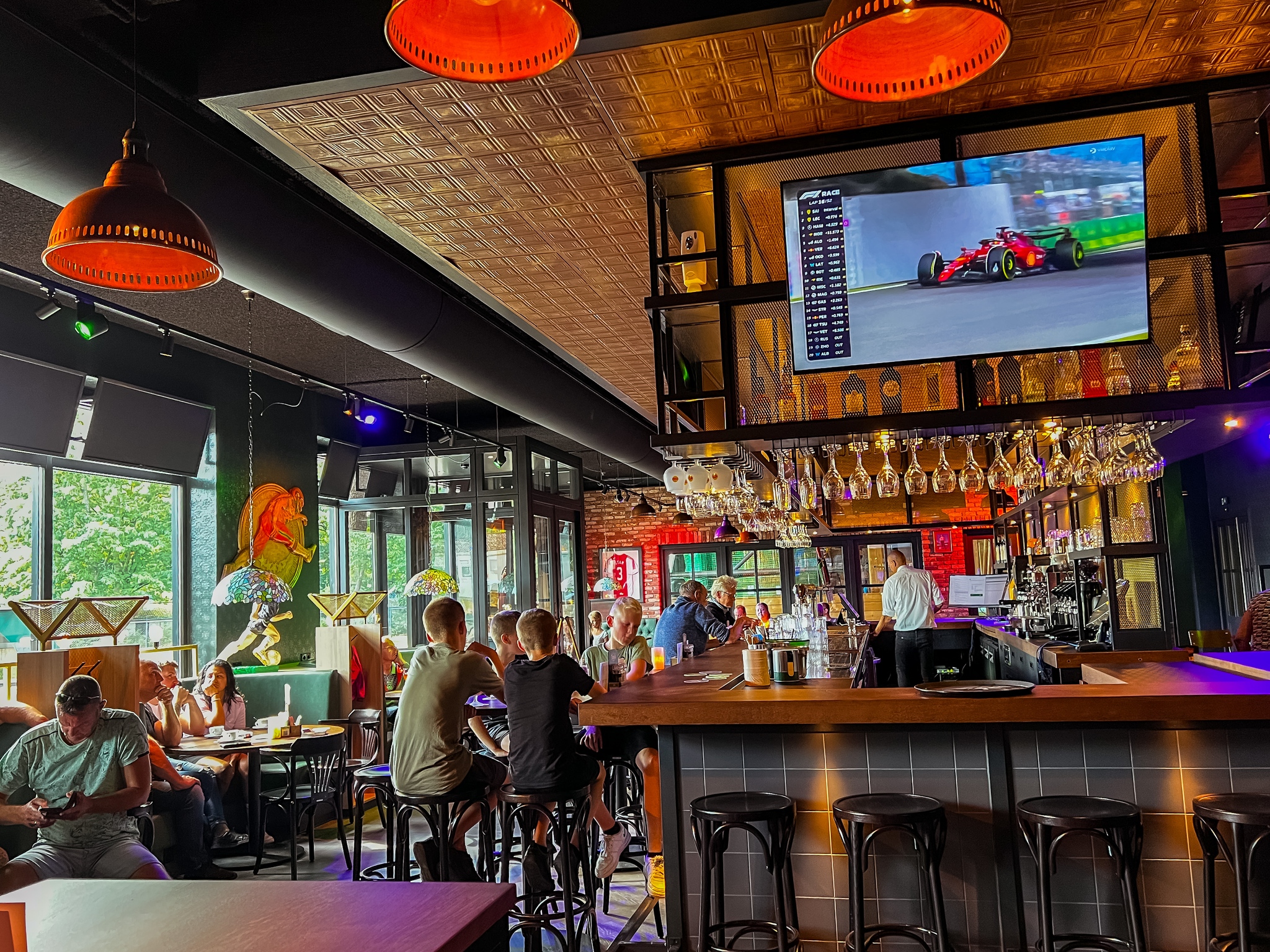 Vacature: Schoonmaker (horeca en kantoor)